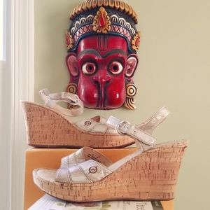 Comfortable Boho Born Platform Sandals, size 10